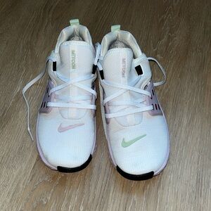 Nike Free Metcon shoes -size 6.5
